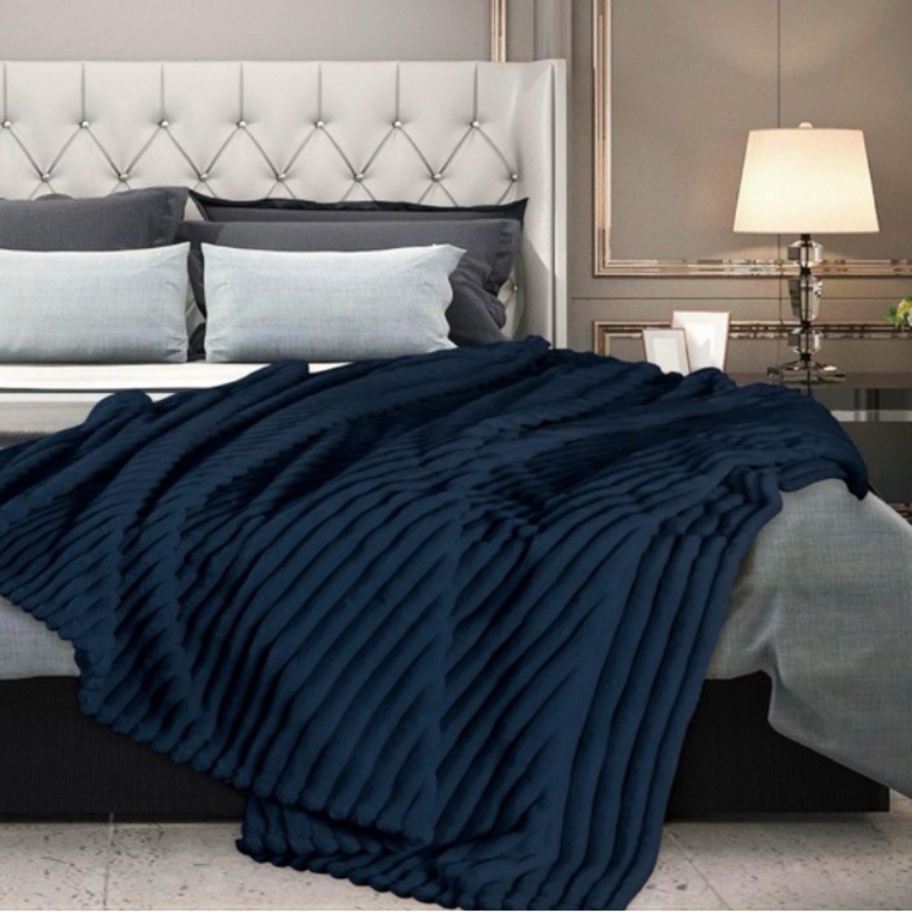 Elegant Tan Ribbed Premium Throw Blanket - Picture 10 of 11